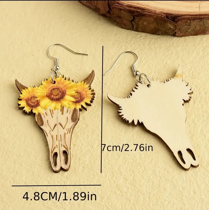 Horned sunflower earring